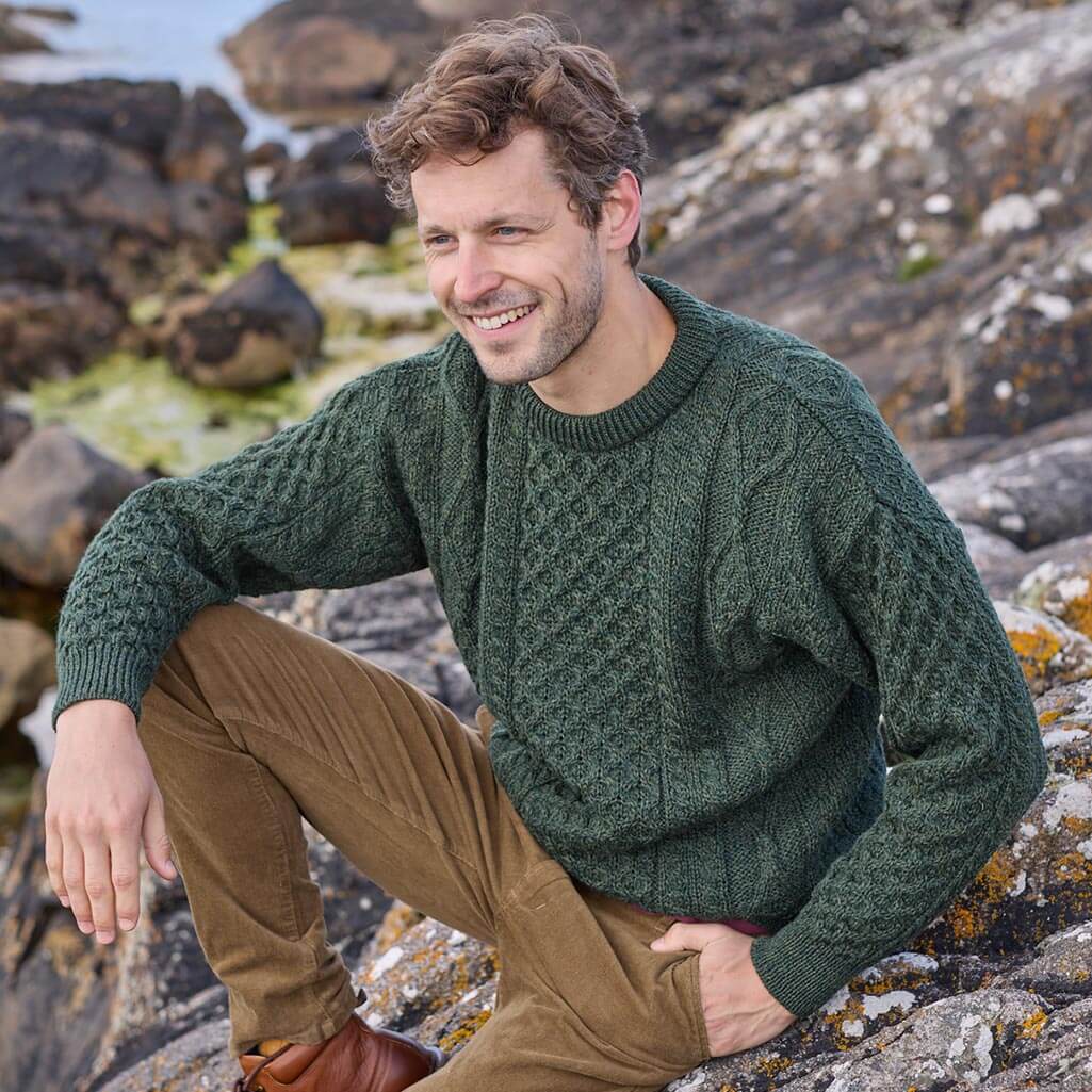 Men's Heritage Crew Neck Aran Sweater - Image 5