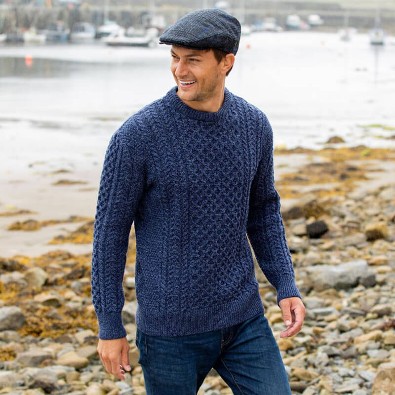 Men's Traditional Crew Neck Aran Sweater - Image 7