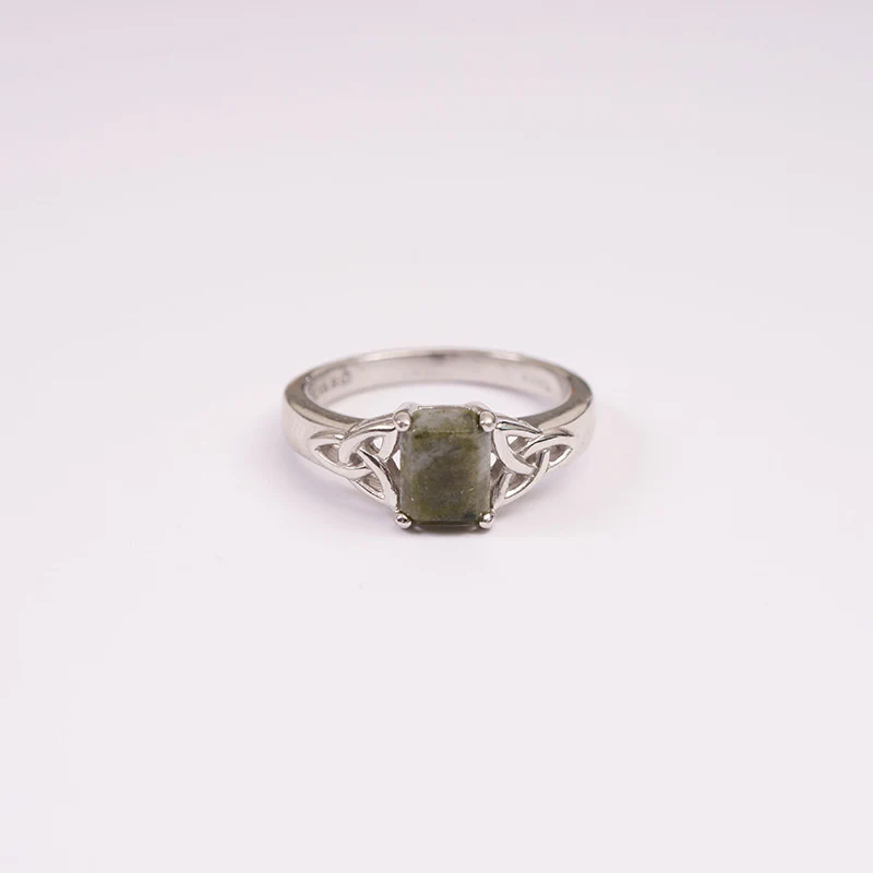 Trinity Knot Connemara Marble Ring - Image 4