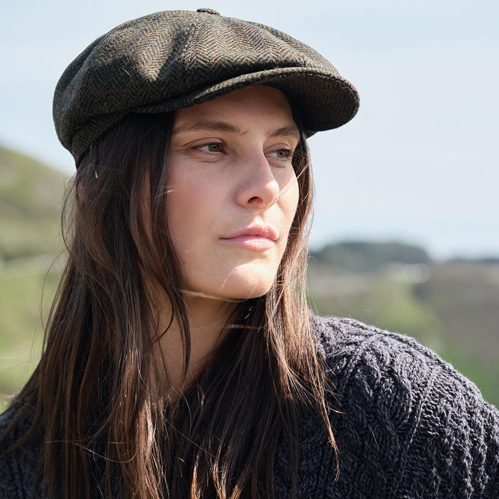 Women's Classic Irish Tweed Driving Cap