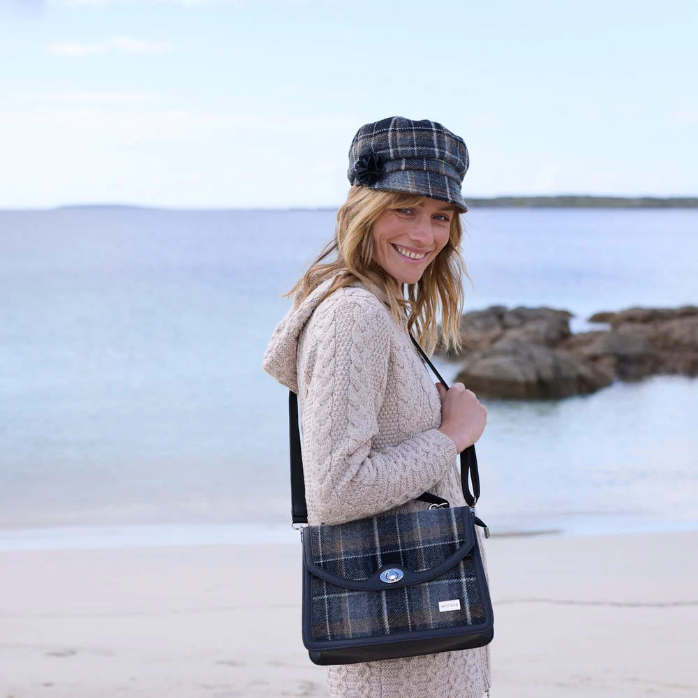 Women's Classic Irish Wool Newsboy Cap - Image 4